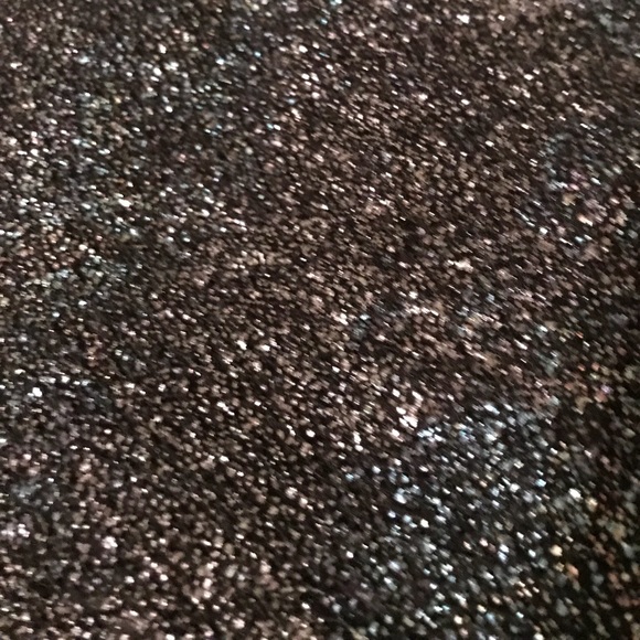Black sparkly skirt - Picture 2 of 3